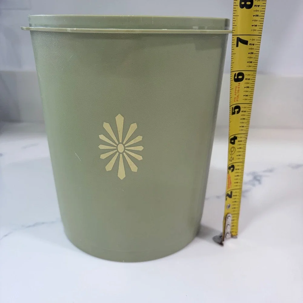 Vintage Tupperware no lid Green Sunburst Canister 807-3 Mid Century Modern